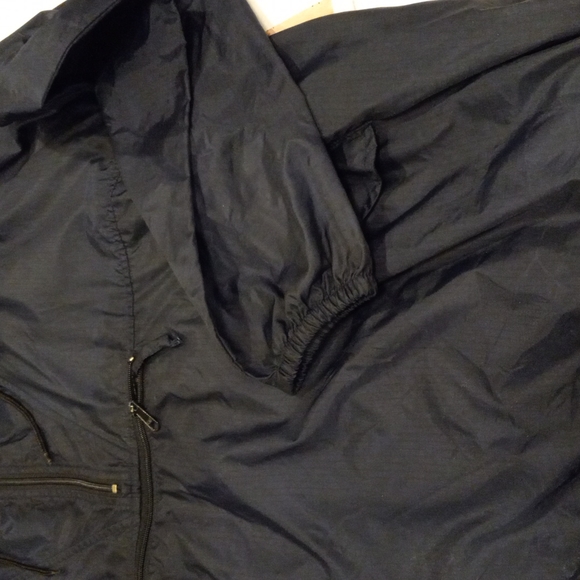 men windbreaker - Picture 6 of 10